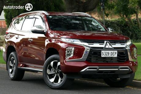 Red 2024 Mitsubishi Pajero Sport Wagon Exceed (4Wd) 7 Seat