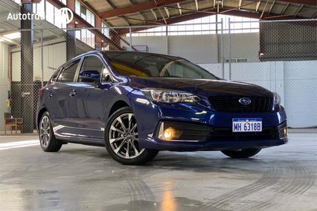 Blue 2022 Subaru Impreza Hatchback 2.0I Premium (Awd)