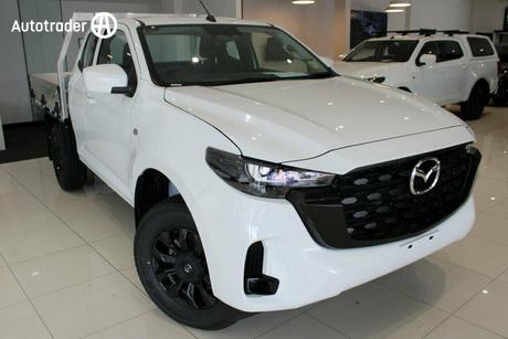 White 2025 Mazda BT-50 Freestyle Cab Chassis Xt (4X4)