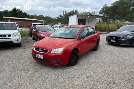 Red 2008 Ford Focus Sedan Cl