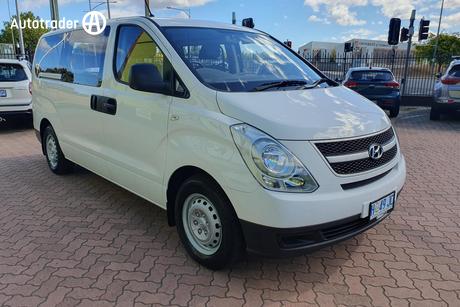 White 2013 Hyundai Iload Van