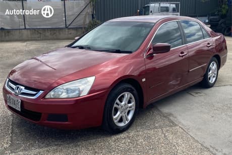 Red 2006 Honda Accord Sedan Vti