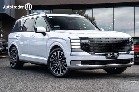 White 2025 Hyundai Palisade Wagon Calligraphy (8 Seat) Hev