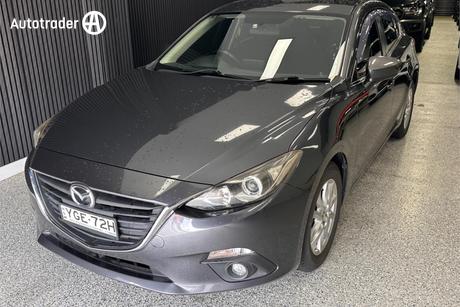 Grey 2016 Mazda 3 Hatchback Maxx