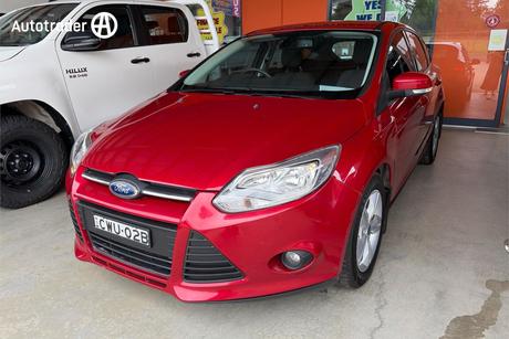 Red 2014 Ford Focus Hatchback Trend