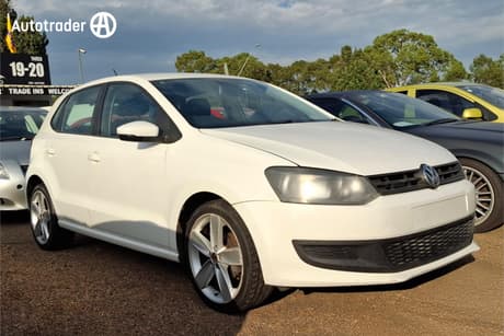 White 2014 Volkswagen Polo Hatchback Trendline