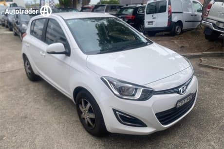 White 2015 Hyundai I20 Hatchback Active