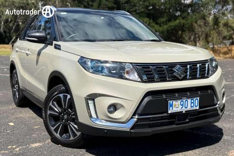 Beige 2024 Suzuki Vitara Wagon Turbo