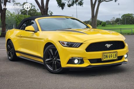 Yellow 2016 Ford Mustang Convertible 2.3 Gtdi