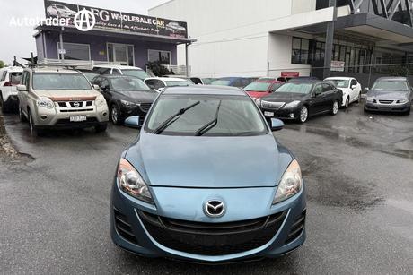 Blue 2011 Mazda 3 Sedan Maxx