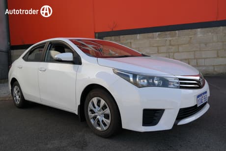 White 2016 Toyota Corolla Sedan Ascent