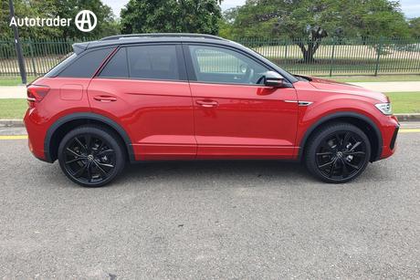 Black 2025 Volkswagen T-ROC Wagon 140Tsi R-Line