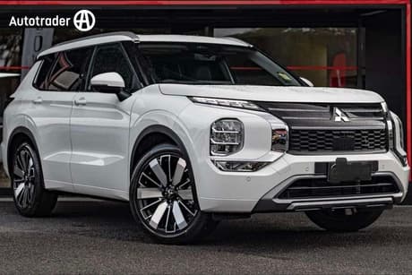White 2025 Mitsubishi Outlander Wagon Aspire 7 Seat (2Wd)