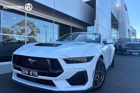 White 2025 Ford Mustang Fastback Gt 5.0 V8