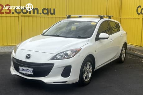 Silver 2013 Mazda 3 Hatchback Neo