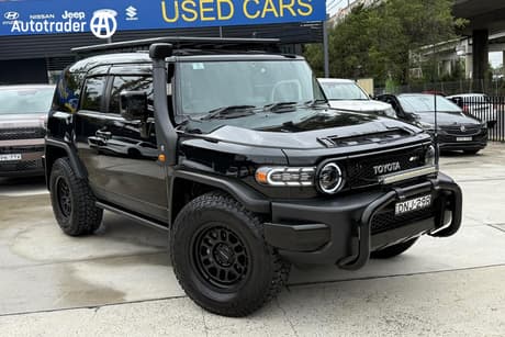 2013 Toyota FJ Cruiser Wagon