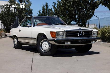 White 1972 Mercedes-Benz 350SL Convertible 107