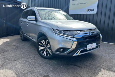 Silver 2019 Mitsubishi Outlander Wagon Exceed 7 Seat (Awd)