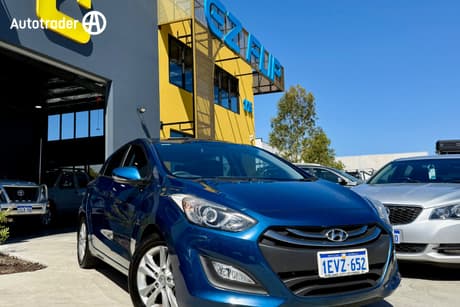Blue 2015 Hyundai I30 Hatchback Se