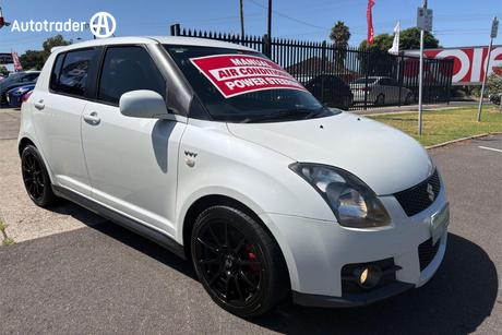 White 2007 Suzuki Swift Hatchback Sport