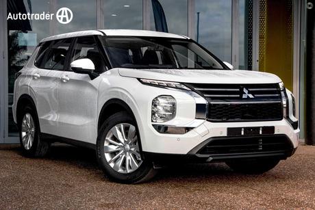 White 2025 Mitsubishi Outlander Wagon Es 5 Seat (2Wd)