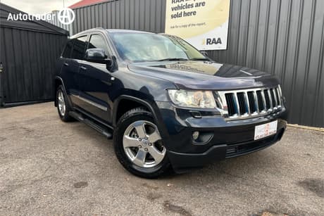 Grey 2013 Jeep Grand Cherokee Wagon Laredo (4X4)