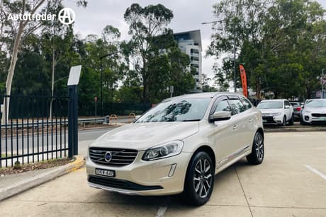 Gold 2016 Volvo XC60 Wagon D4 Luxury