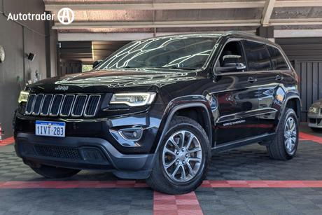 Black 2013 Jeep Grand Cherokee Wagon Laredo (4X4)