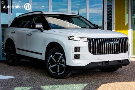 White 2025 Jaecoo J7 Wagon Track