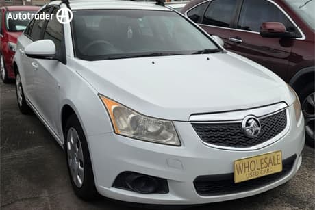 White 2012 Holden Cruze Sedan Cd