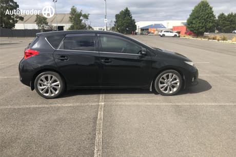 Black 2013 Toyota Corolla Hatchback Levin Zr