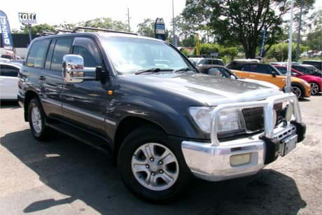 Grey 2004 Toyota Landcruiser Wagon Sahara (4X4)
