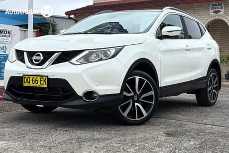 White 2015 Nissan Qashqai Wagon Ti (4X2)