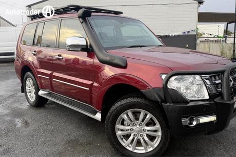 Red 2018 Mitsubishi Pajero Wagon Exceed Lwb (4X4)