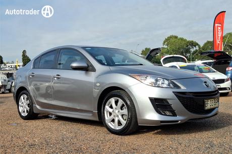 Silver 2009 Mazda 3 Sedan Maxx Sport