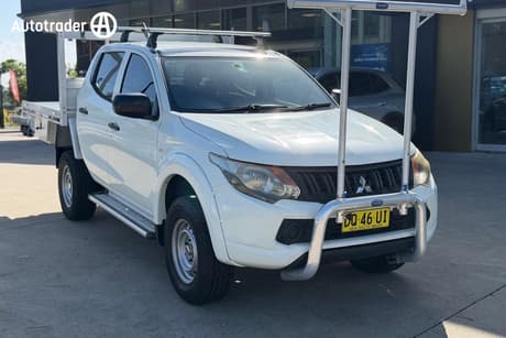 White 2017 Mitsubishi Triton Dual Cab Chassis Glx (4X4)