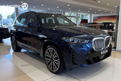 Blue 2025 BMW X5 Wagon Xdrive30D Xline Mhev