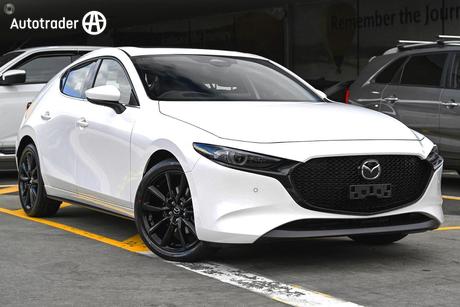 White 2026 Mazda Mazda3 Hatchback G25 Astina