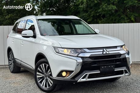 White 2021 Mitsubishi Outlander Wagon Ls 7 Seat (Awd)