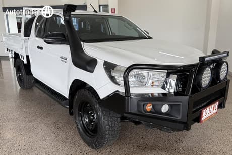 White 2019 Toyota Hilux X Cab Cab Chassis Sr (4X4)