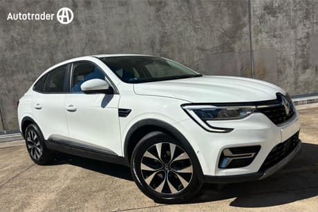 White 2023 Renault Arkana Coupe Zen