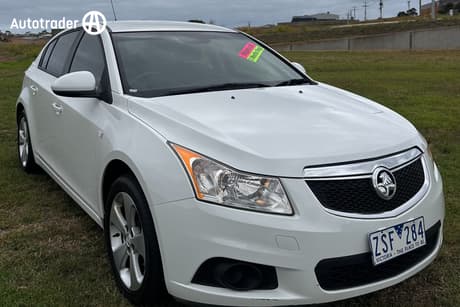 White 2013 Holden Cruze Hatchback Equipe