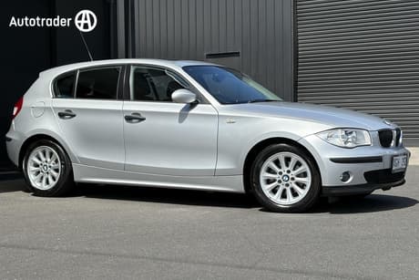 Silver 2005 BMW 118I Hatchback