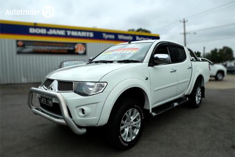 White 2014 Mitsubishi Triton Double Cab Utility Glx-R (4X4)