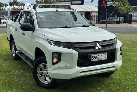 White 2020 Mitsubishi Triton Double Cab Pick Up Glx Plus (4X4)