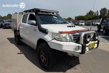 White 2012 Toyota Hilux Dual Cab Pick-up Sr5 (4X4)