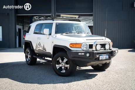 White 2012 Toyota FJ Cruiser Wagon