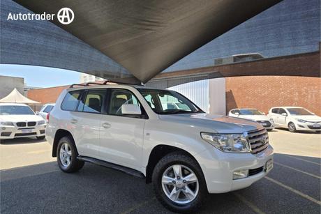 White 2008 Toyota Landcruiser Wagon Sahara (4X4)