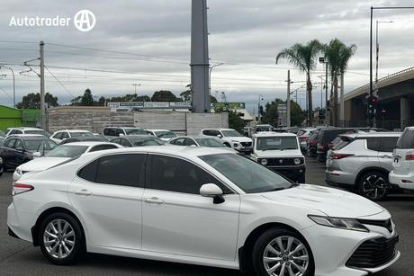White 2019 Toyota Camry Sedan Ascent