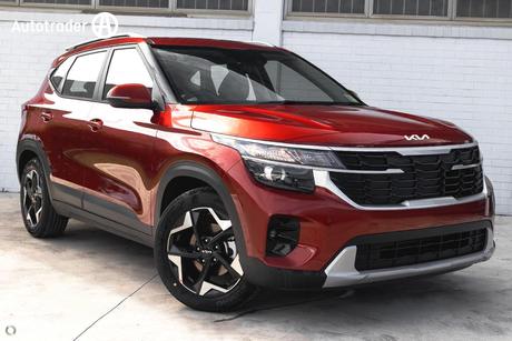 Orange 2026 Kia Seltos Wagon Sport (Fwd)